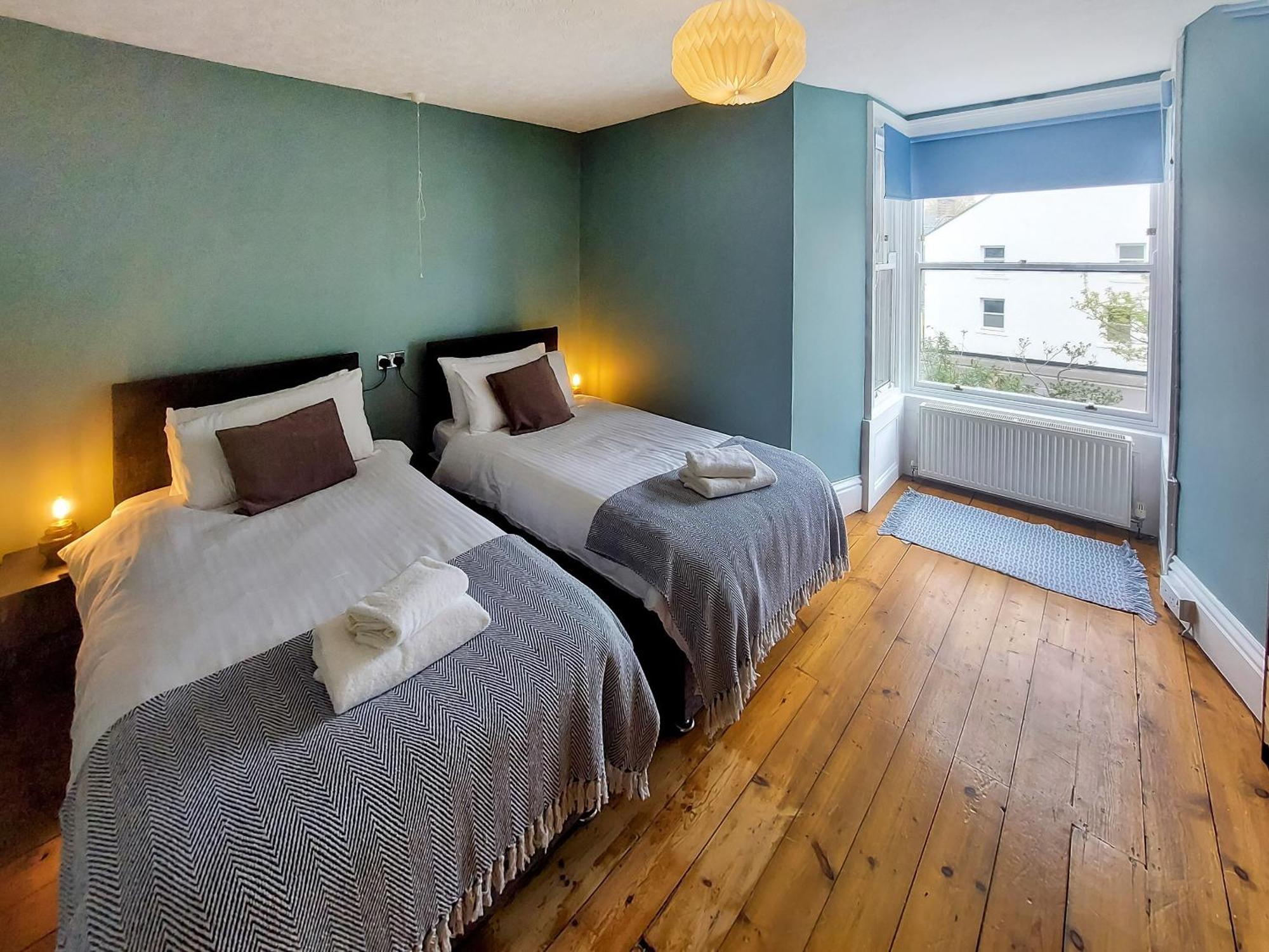 Oakridge Villa Hinderwell Buitenkant foto